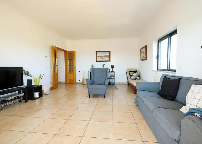 B80 - Gideon Albasol 2 Bed In Apartament