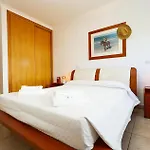 B80 - Gideon Albasol 2 Bed In *