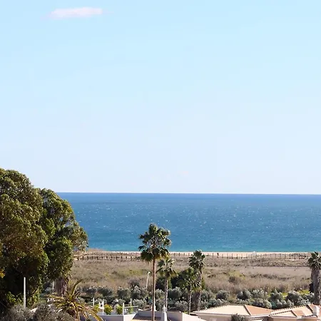 B80 - Gideon Albasol 2 Bed In Appartement