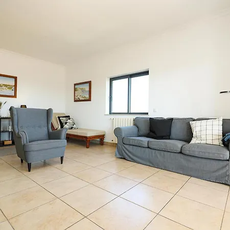 B80 - Gideon Albasol 2 Bed In Lagos