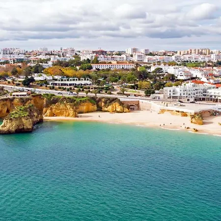 B80 - Gideon Albasol 2 Bed In شقة *