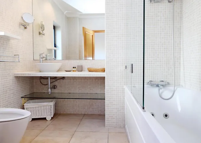 B80 - Gideon Albasol 2 Bed In Apartman *